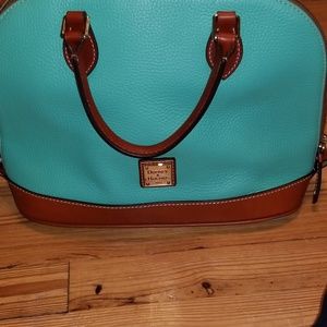 A dooney&bourke handbag